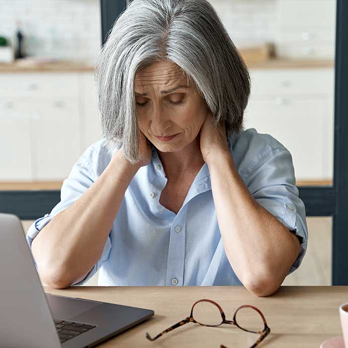 neck pain chiropractor in Orange, CA
