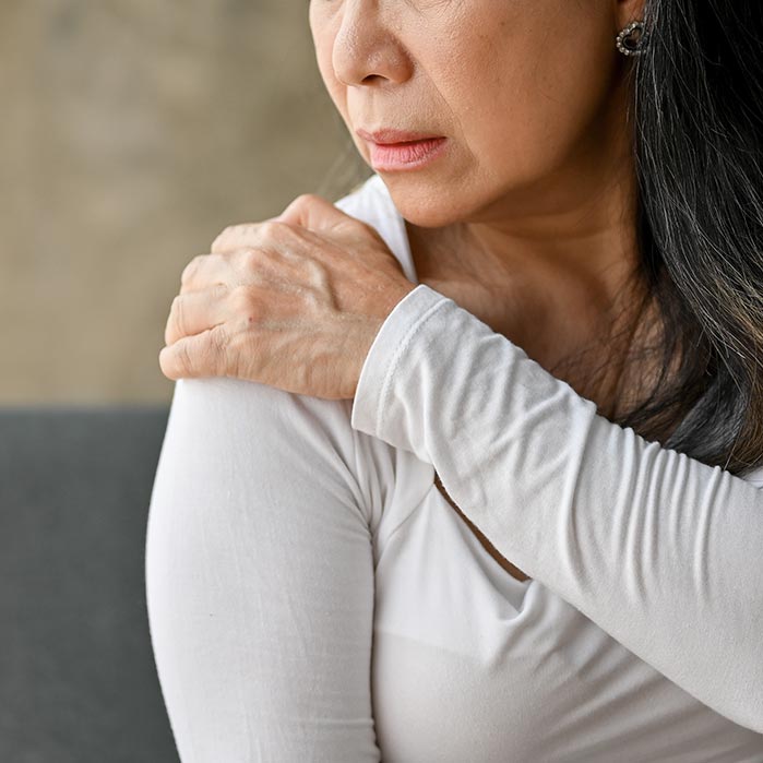 shoulder tendinopathy chiropractor in Orange, CA